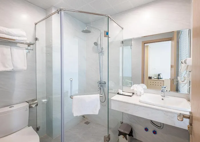 Link Hotel 3*