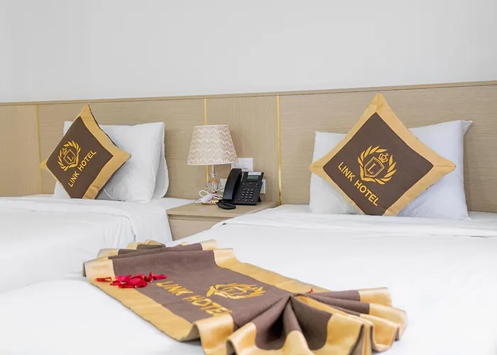 Link Hotel 3*